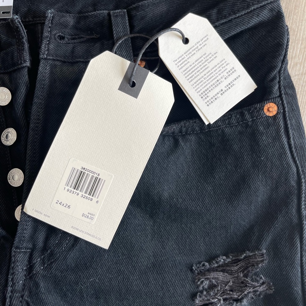 Levi’s 501 Cropped Black Distressed Jeans - Picture 9 of 16